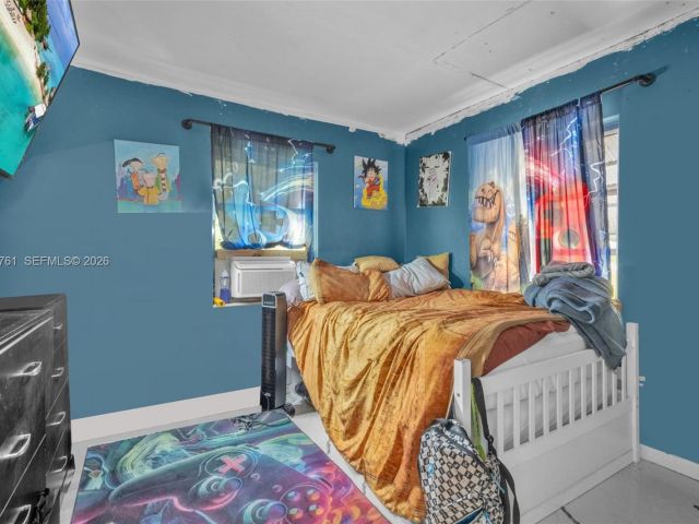 Home for sale at 1300 NE 137th St - photo 7532450