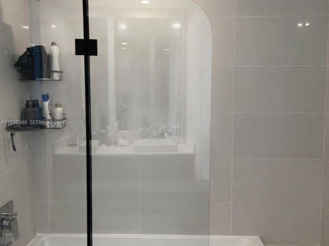 Apartment for sale  Unit #2009 - photo 7533657