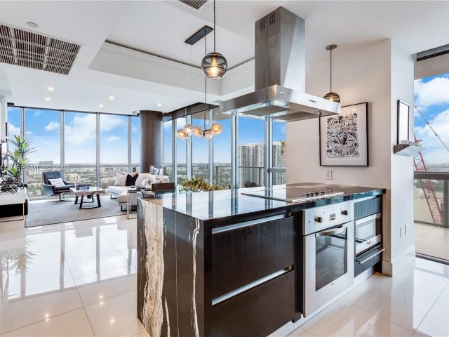 Apartment for rent  Unit #2708 - photo 7523039