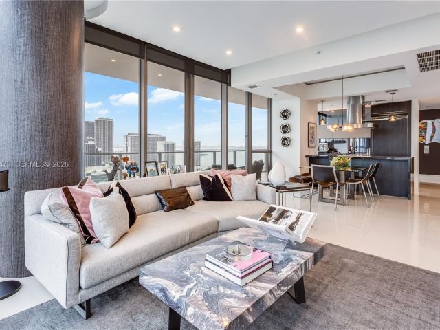 Apartment for rent  Unit #2708 - photo 7523046