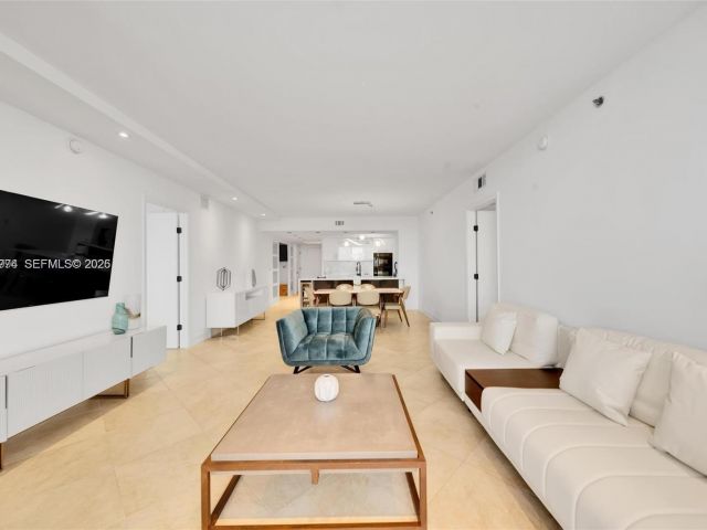 Apartment for rent  Unit #4704 - photo 7530741