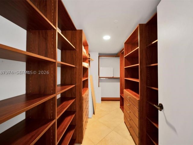 3-bedroom condo for rent in Hallandale Beach - 1830 S Ocean Dr 4704 - MondialRealty