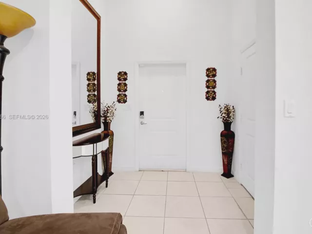 5-bedroom home for rent in Homestead - 1382 SE 26th Rd - MondialRealty