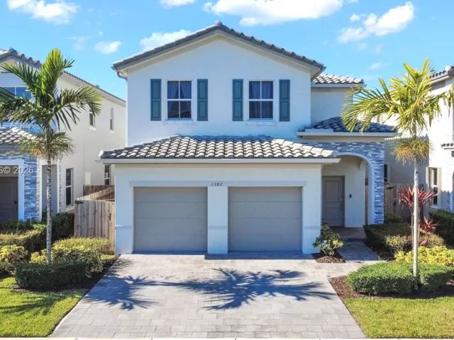 5-bedroom home for rent in Homestead - 1382 SE 26th Rd - MondialRealty