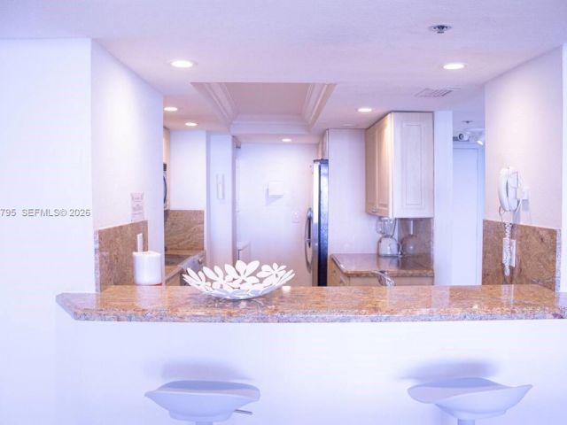 Apartment for rent  Unit #B-4141 - photo 7523615