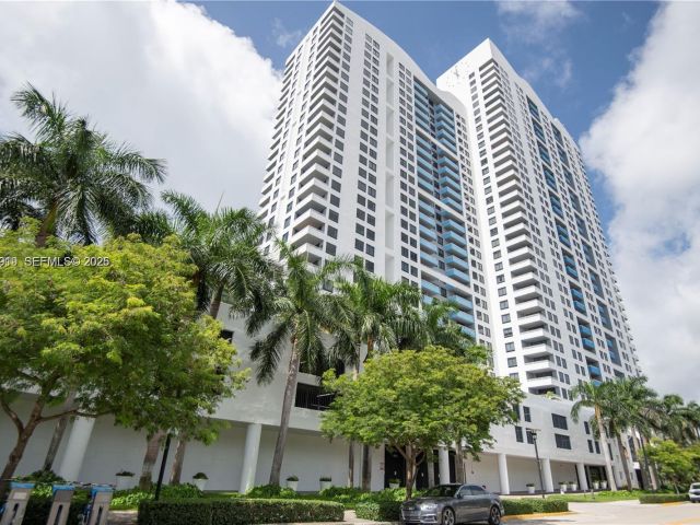 Apartment for rent  Unit #803 - photo 7524454