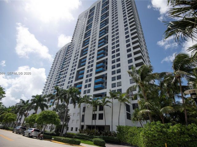 Apartment for rent  Unit #803 - photo 7524458