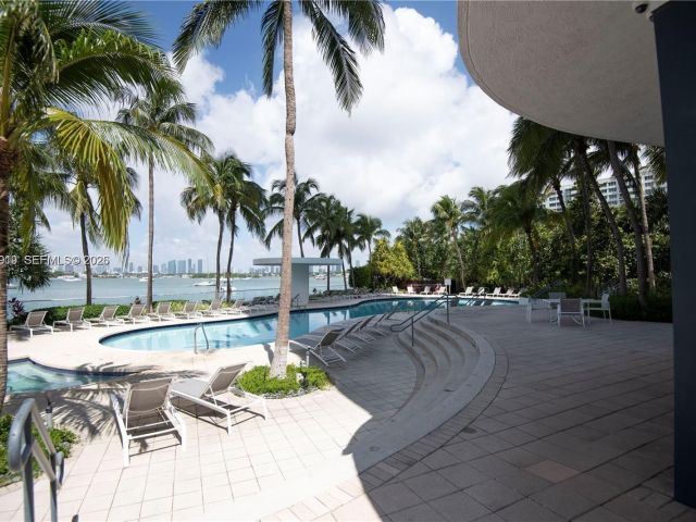 Apartment for rent  Unit #803 - photo 7524462