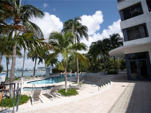 Apartment for rent  Unit #803 - photo 7524463