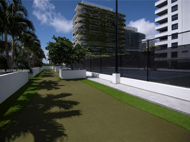 Apartment for rent  Unit #803 - photo 7524473