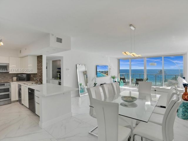 Apartment for rent  Unit #525 - photo 7522974