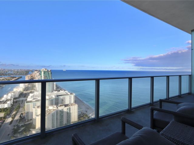 Apartment for sale  Unit #UPH8 - photo 7527483