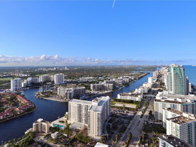 Apartment for sale  Unit #UPH8 - photo 7527485