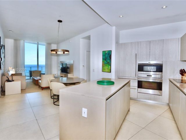 Apartment for sale  Unit #UPH8 - photo 7527487