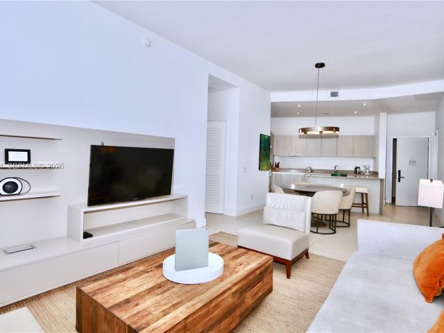 Apartment for sale  Unit #UPH8 - photo 7527490