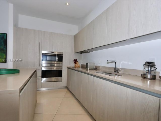 Apartment for sale  Unit #UPH8 - photo 7527493