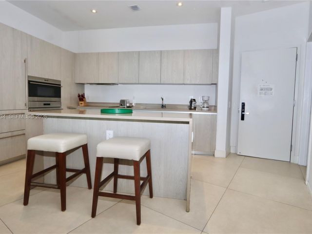 Apartment for sale  Unit #UPH8 - photo 7527498