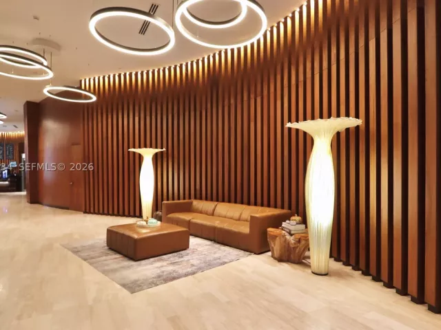2-bedroom condo for sale in Hollywood - 4111 S Ocean Dr UPH8 - MondialRealty