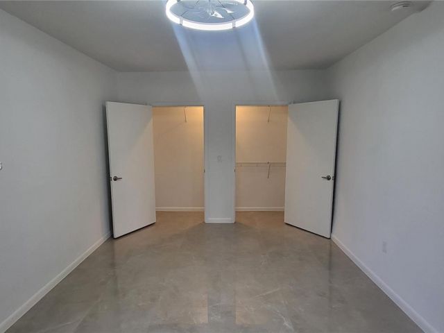 Home for rent at 1016 NE 5th St 0 - photo 7523253