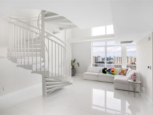 Apartment for sale  Unit #2019 - photo 7523750