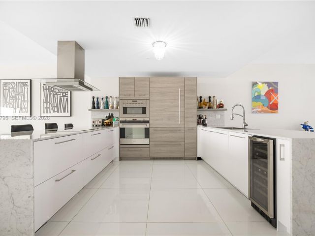 Apartment for sale  Unit #2019 - photo 7523753