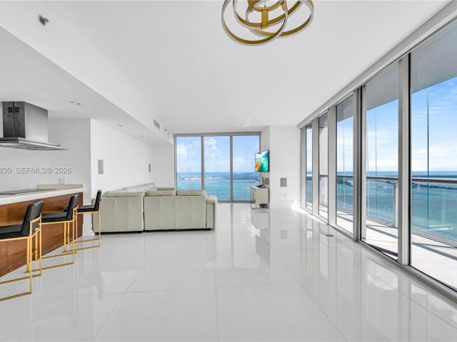 Apartment for rent  Unit #5601 - photo 7524422