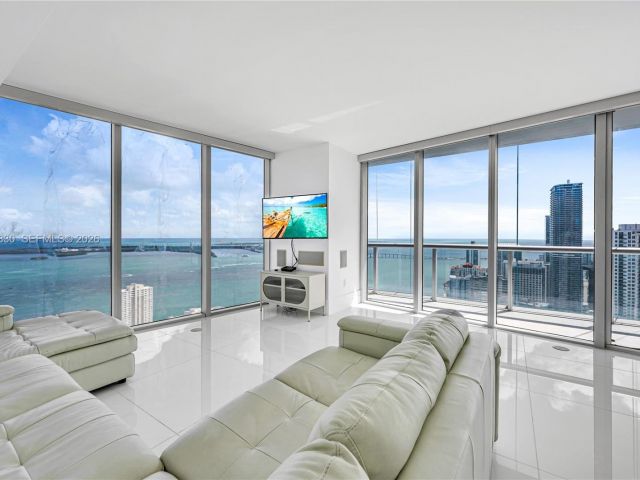 Apartment for rent  Unit #5601 - photo 7524425