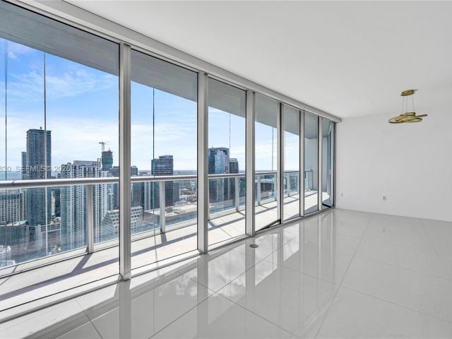 Apartment for rent  Unit #5601 - photo 7524428