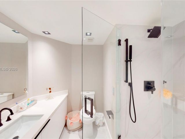 Apartment for sale  Unit #2903 - photo 7523133