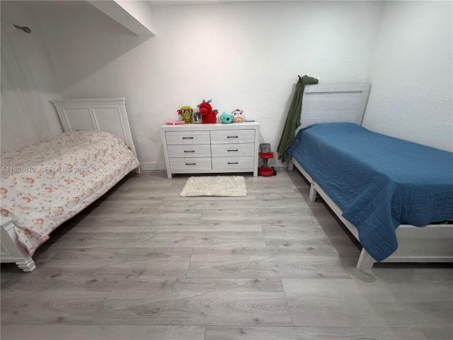 Home for rent at 660 SW 30th Ter 0 - photo 7522994