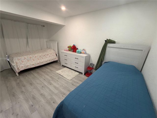 Home for rent at 660 SW 30th Ter 0 - photo 7522996