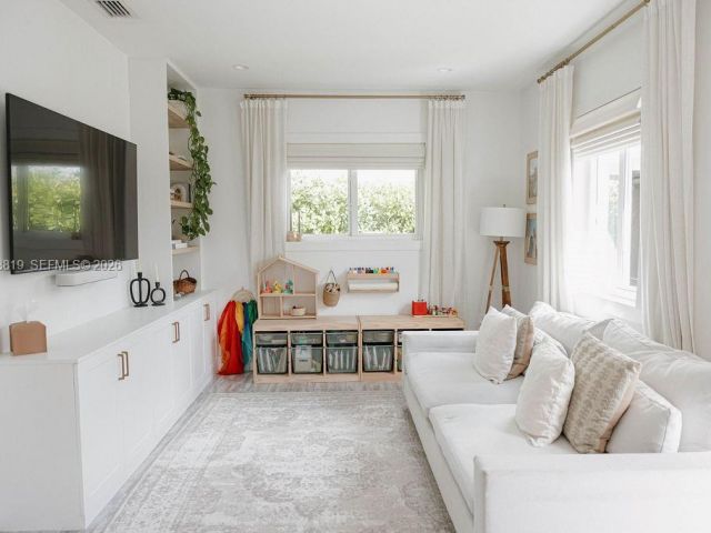 Home for sale at 3205 SW 68th Ave - photo 7523321