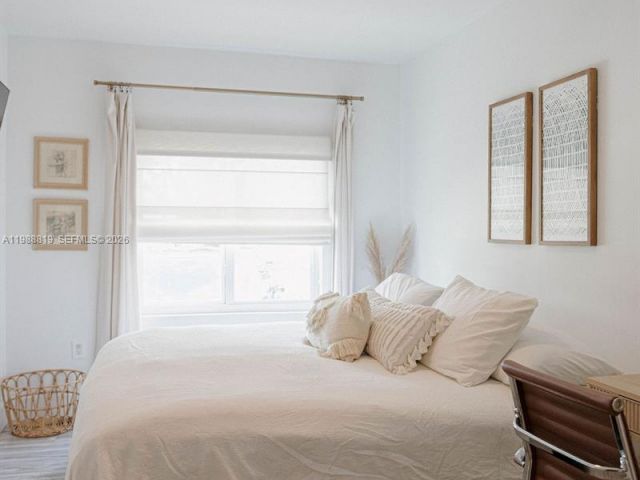 Home for sale at 3205 SW 68th Ave - photo 7523326