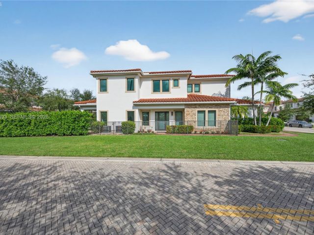 Home for sale at 5999 E Brookfield Cir E - photo 7531553