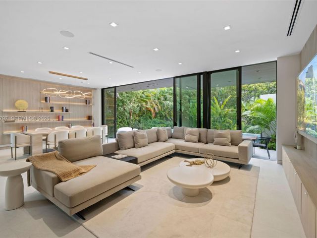 Home for sale at 4534 Sheridan Ave - photo 7523372