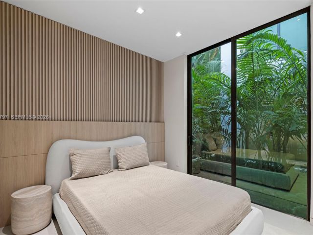 Home for sale at 4534 Sheridan Ave - photo 7523378