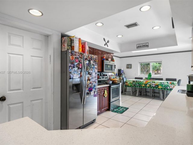 Home for rent at 4306 Johnson St - photo 7523559