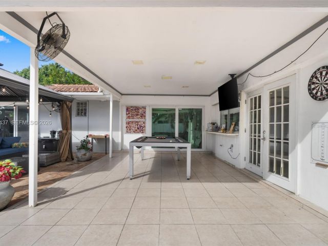 Home for rent at 4306 Johnson St - photo 7523562