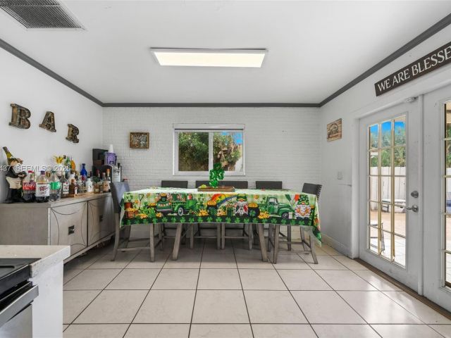 Home for rent at 4306 Johnson St - photo 7523563