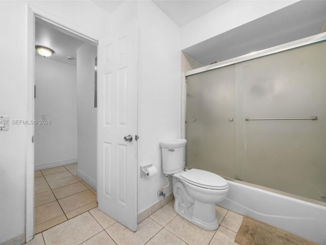 Home for rent at 4306 Johnson St - photo 7523566