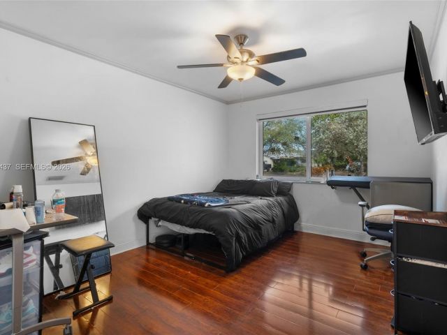 Home for rent at 4306 Johnson St - photo 7523568