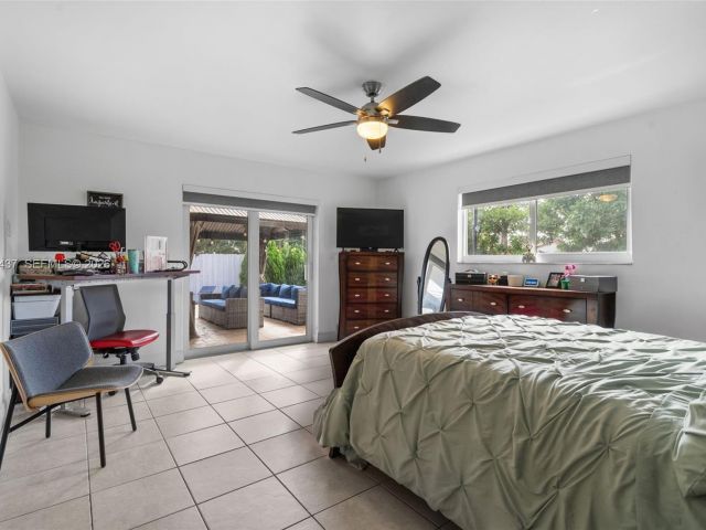 Home for rent at 4306 Johnson St - photo 7523569