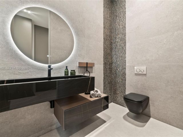 Home for rent at 493 Holiday Dr - photo 7525295