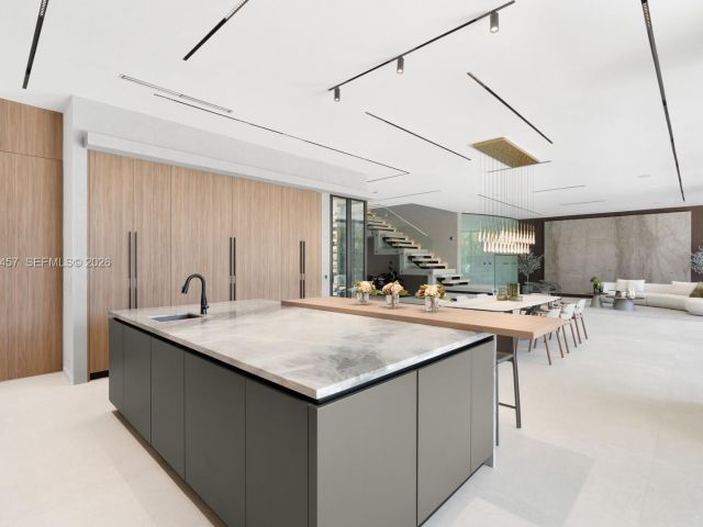 Home for rent at 493 Holiday Dr - photo 7525298