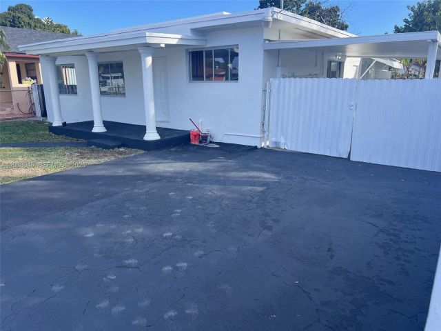 Home for sale at 3090 NW 29th St - photo 7524295