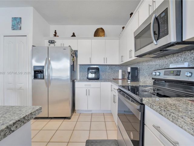 Home for sale at 1173 NW 135th Ct - photo 7531681