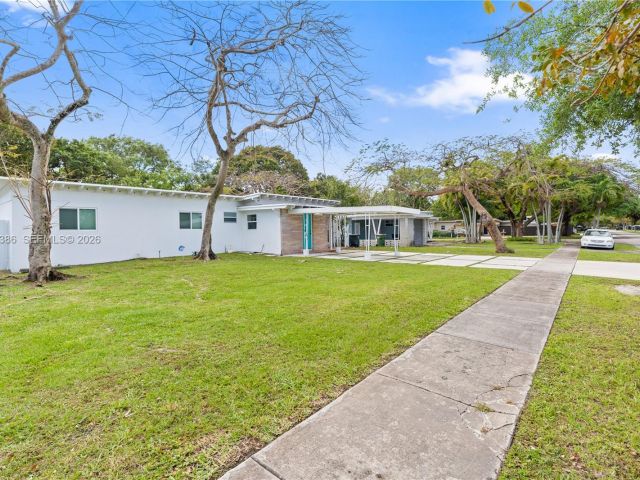 Home for sale at 1110 NE 130th St - photo 7523959