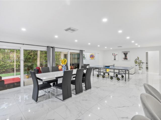 Home for rent at 1247 Jackson St - photo 7524075