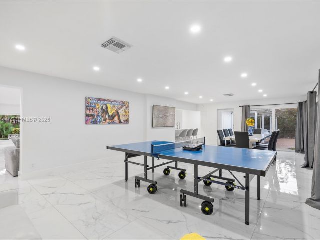 Home for rent at 1247 Jackson St - photo 7524077