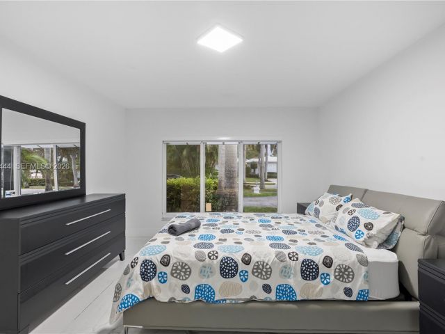 Home for rent at 1247 Jackson St - photo 7524085